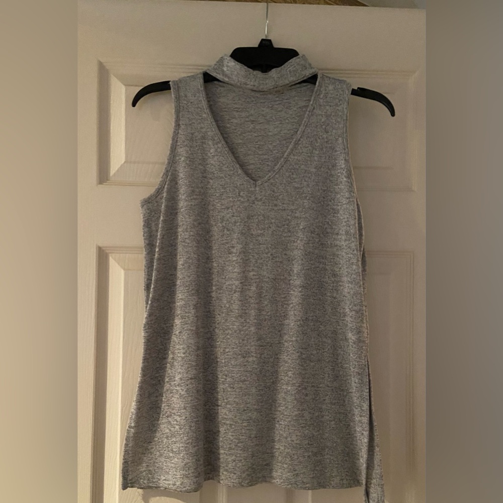 Cloud chaser chocker neck